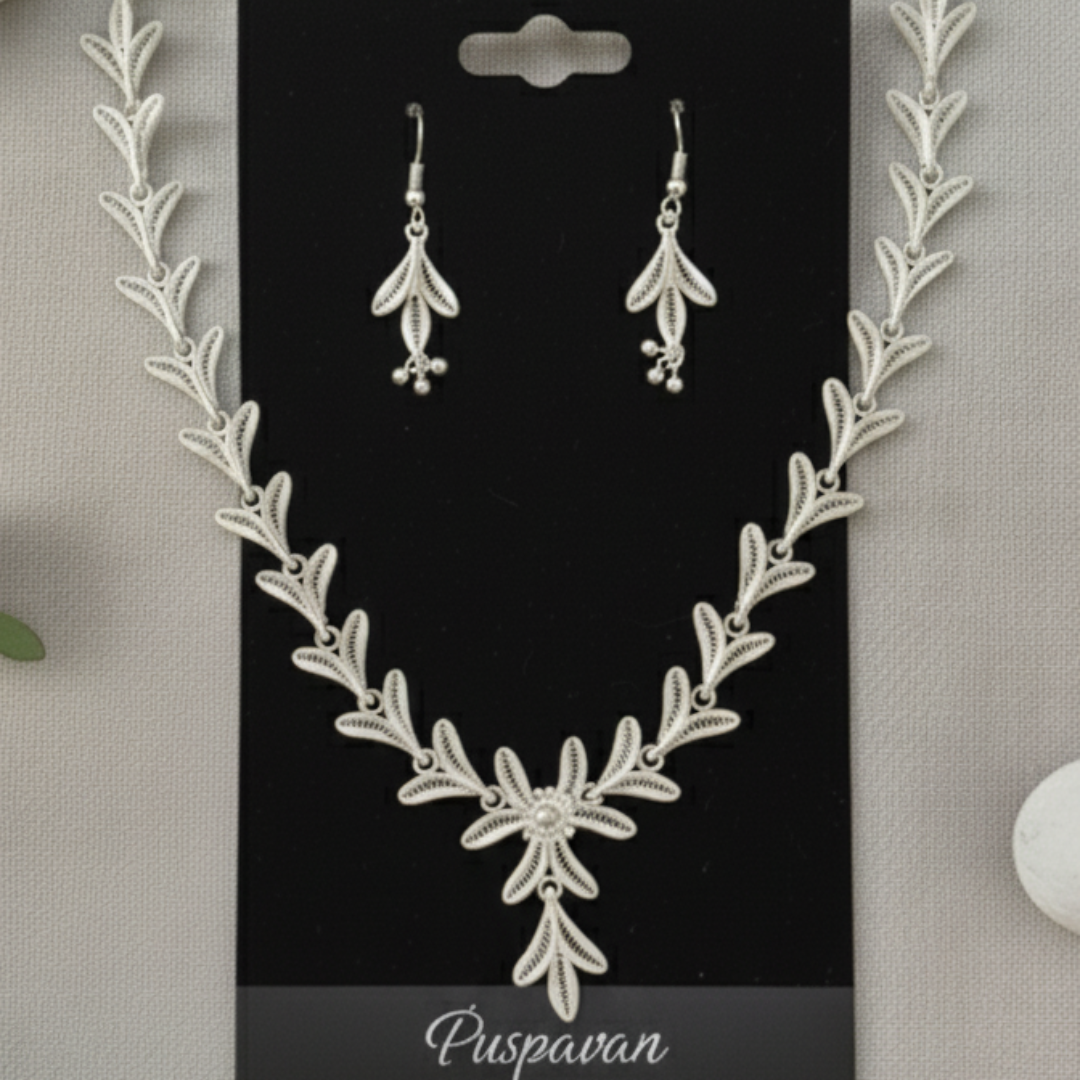 Serene Necklace Set