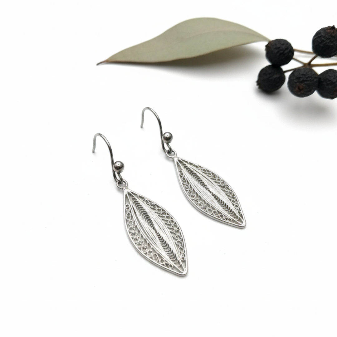 Leaves Aura Earrings